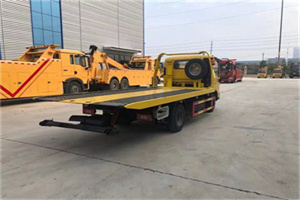 林口非事故拖车